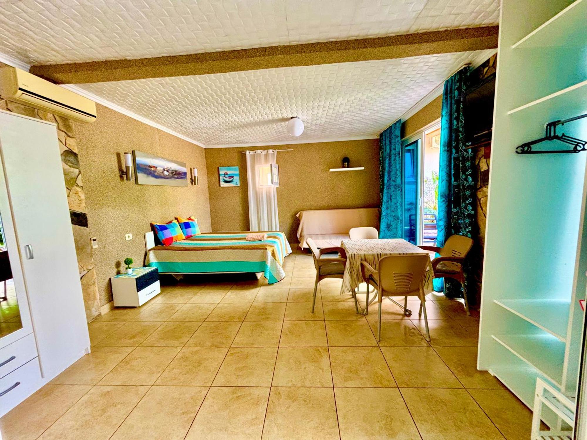 Apartments Ds Club Budva Bagian luar foto