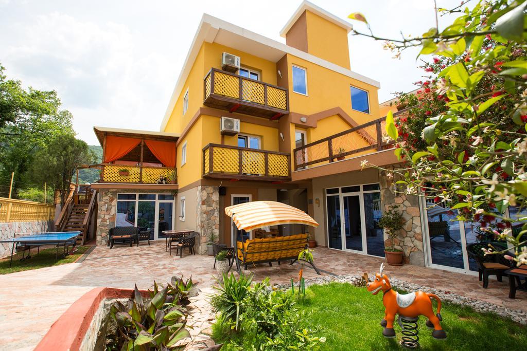 Apartments Ds Club Budva Bagian luar foto