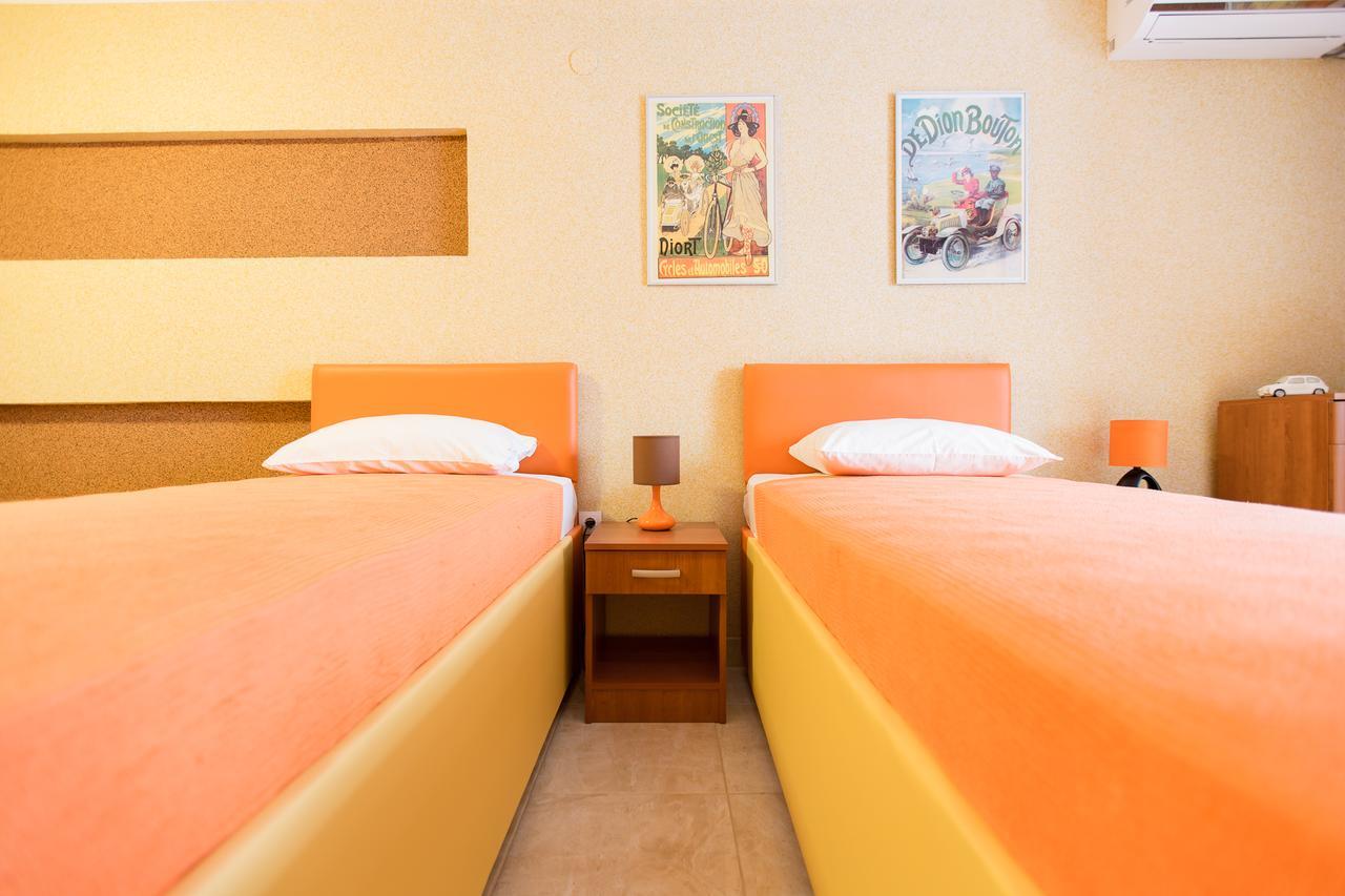 Apartments Ds Club Budva Bagian luar foto